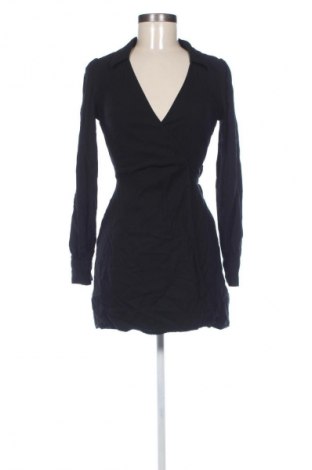 Φόρεμα Bershka, Μέγεθος XS, Χρώμα Μαύρο, Τιμή 15,00 €
