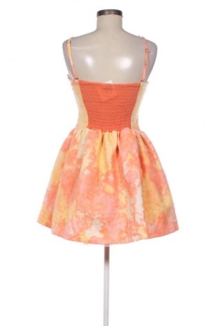 Kleid Bershka, Größe M, Farbe Mehrfarbig, Preis 18,22 €