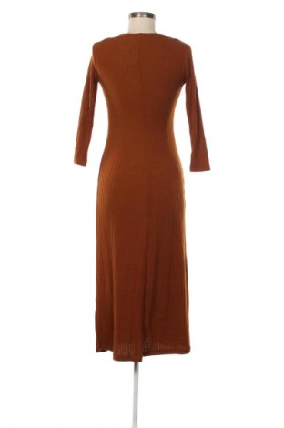 Kleid Bershka, Größe S, Farbe Orange, Preis 20,99 €