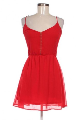 Šaty  Bershka, Velikost M, Barva Červená, Cena  371,00 Kč