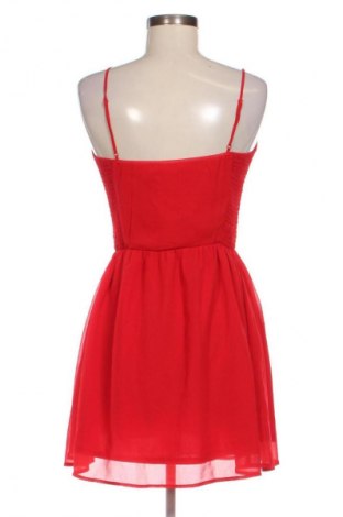 Šaty  Bershka, Velikost M, Barva Červená, Cena  371,00 Kč