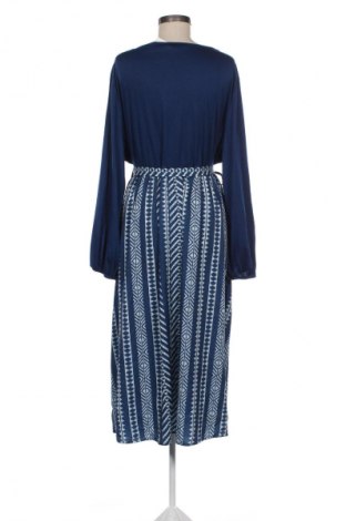 Sukienka BloomChic, Rozmiar 3XL, Kolor Kolorowy, Cena 110,42 zł