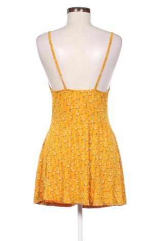 Kleid Boohoo, Größe S, Farbe Mehrfarbig, Preis € 14,91