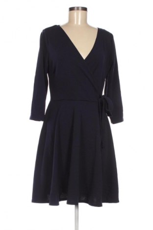 Kleid Boohoo, Größe M, Farbe Blau, Preis 31,99 €