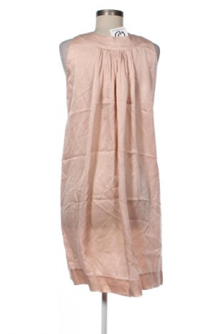Sukienka By Malene Birger, Rozmiar S, Kolor Popielaty róż, Cena 471,90 zł