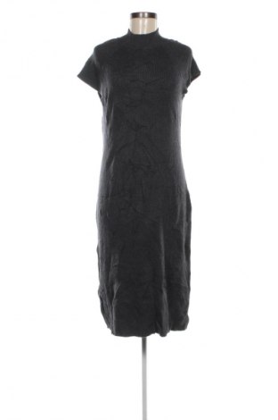 Kleid C&A, Größe L, Farbe Grau, Preis 20,99 €