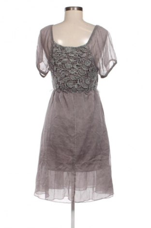 Kleid Free Quent, Größe M, Farbe Grau, Preis € 24,49