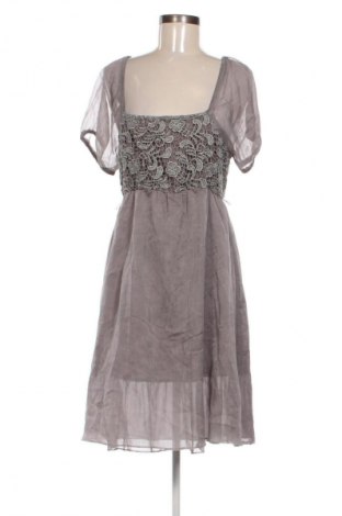 Kleid Free Quent, Größe M, Farbe Grau, Preis € 24,49
