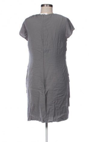 Kleid Gerry Weber, Größe M, Farbe Grau, Preis 113,22 €