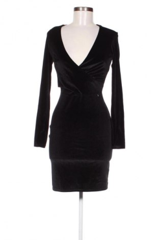 Rochie Guess, Mărime S, Culoare Negru, Preț 253,00 Lei