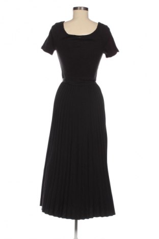 Kleid Guess, Größe L, Farbe Schwarz, Preis 55,75 €