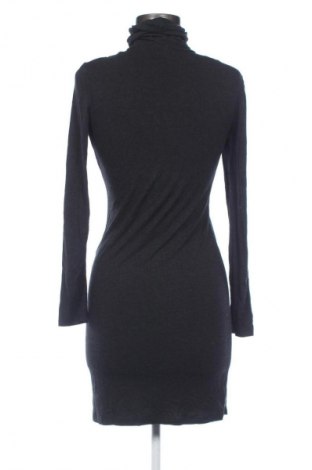 Kleid H&M, Größe S, Farbe Grau, Preis € 14,77