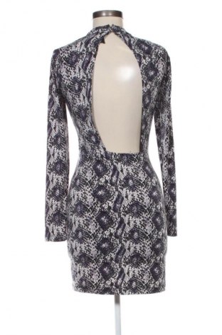 Kleid H&M Divided, Größe S, Farbe Mehrfarbig, Preis 15,00 €