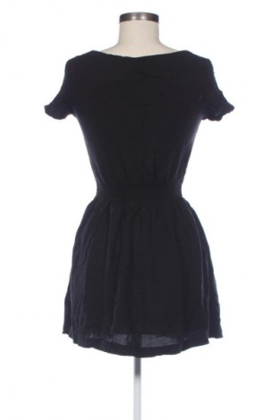 Šaty  H&M Divided, Veľkosť S, Farba Čierna, Cena  14,91 €