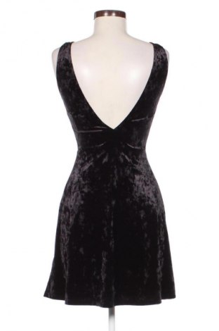 Rochie H&M Divided, Mărime S, Culoare Negru, Preț 76,00 Lei