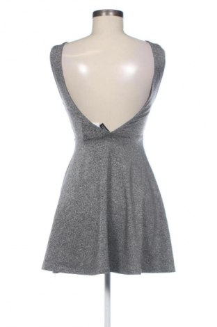Šaty  H&M Divided, Veľkosť XS, Farba Sivá, Cena  14,83 €