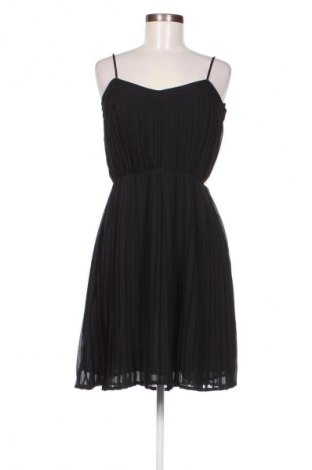 Kleid Mango, Größe M, Farbe Schwarz, Preis 28,13 €