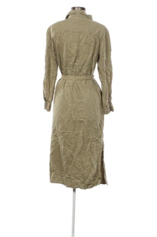 Kleid Marks & Spencer, Größe M, Farbe Grün, Preis 28,99 €