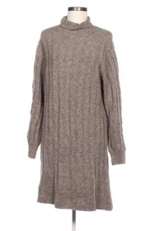 Рокля Massimo Dutti, Размер M, Цвят Бежов, Цена 68,99 лв.