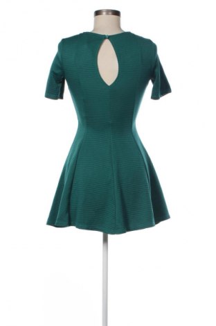 Рокля Miss Selfridge, Размер XS, Цвят Зелен, Цена 30,99 лв.