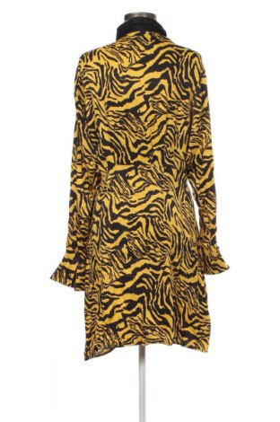 Kleid Mohito, Größe M, Farbe Mehrfarbig, Preis 25,00 €