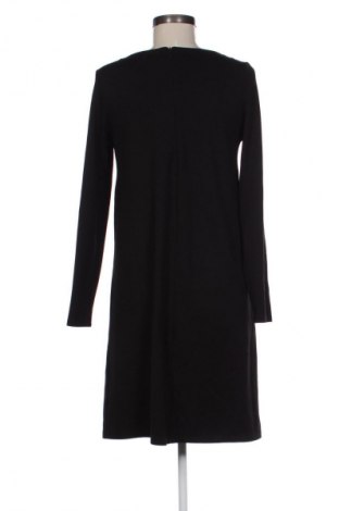 Kleid Mohito, Größe M, Farbe Schwarz, Preis 14,77 €