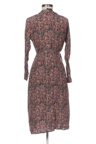 Kleid Mohito, Größe M, Farbe Mehrfarbig, Preis 14,83 €