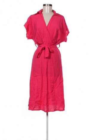Рокля NEW COLLECTION, Размер M, Цвят Розов, Цена 48,03 лв.