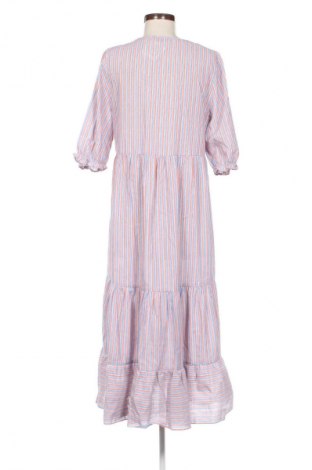 Kleid NORM-CORE, Größe M, Farbe Mehrfarbig, Preis € 24,49