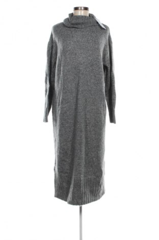 Kleid New Look, Größe M, Farbe Grau, Preis 24,99 €