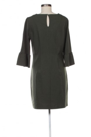 Kleid Papaya, Größe M, Farbe Grün, Preis 15,00 €