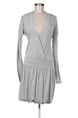 Šaty  Patrizia Pepe, Veľkosť XS, Farba Sivá, Cena  284,27 €