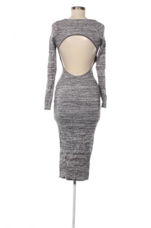 Sukienka Perfect Stranger, Rozmiar M, Kolor Kolorowy, Cena 127,99 zł