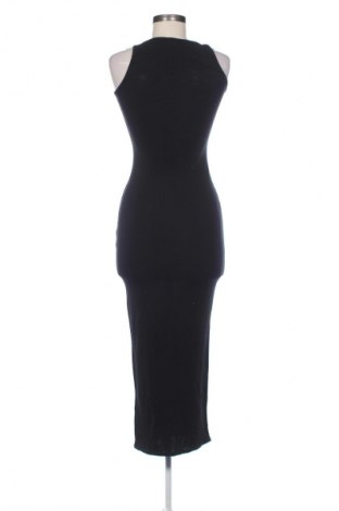 Kleid Pretty Little Thing, Größe XXS, Farbe Schwarz, Preis 14,83 €