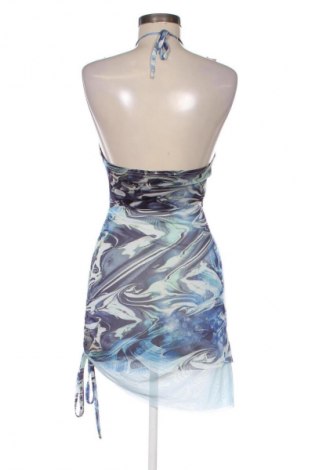 Kleid Pretty Little Thing, Größe XS, Farbe Mehrfarbig, Preis 14,83 €