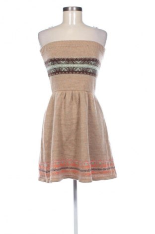 Рокля Pull&Bear, Размер M, Цвят Многоцветен, Цена 28,88 лв.
