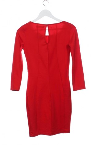 Šaty  Pull&Bear, Velikost M, Barva Červená, Cena  367,00 Kč