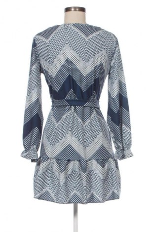 Rochie Queen, Mărime M, Culoare Multicolor, Preț 80,30 Lei