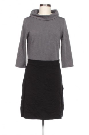 Kleid S.Oliver, Größe M, Farbe Mehrfarbig, Preis 33,99 €