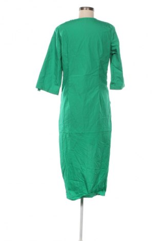 Kleid SHEIN, Größe M, Farbe Grün, Preis 33,99 €