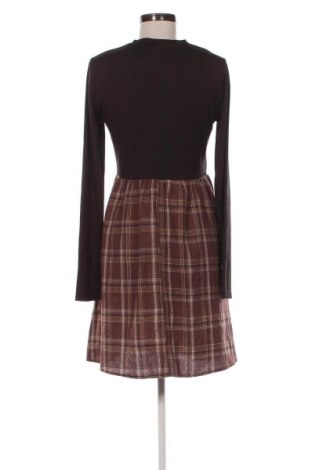 Kleid SHEIN, Größe XL, Farbe Mehrfarbig, Preis 14,83 €