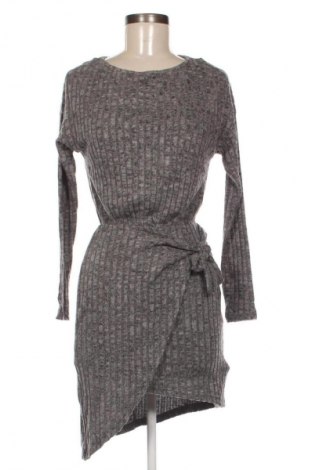 Kleid SHEIN, Größe XS, Farbe Grau, Preis 20,99 €