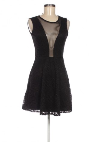 Kleid Sisters, Größe S, Farbe Schwarz, Preis 14,83 €