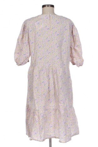 Kleid Sisters Point, Größe XL, Farbe Mehrfarbig, Preis 20,99 €