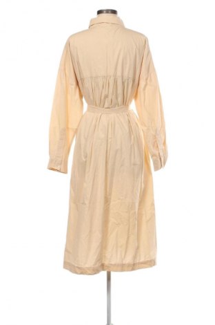 Kleid Skall Studio, Größe L, Farbe Beige, Preis € 98,19