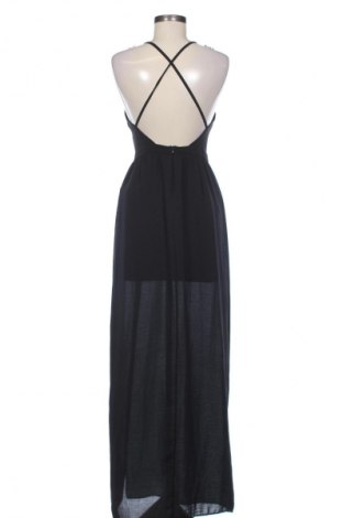 Φόρεμα Stradivarius, Μέγεθος M, Χρώμα Μαύρο, Τιμή 27,80 €
