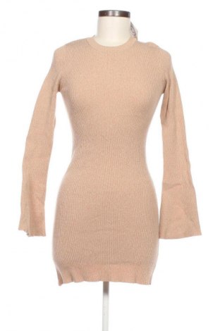 Kleid Stradivarius, Größe S, Farbe Beige, Preis 20,99 €