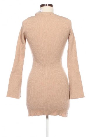 Kleid Stradivarius, Größe S, Farbe Beige, Preis 20,99 €