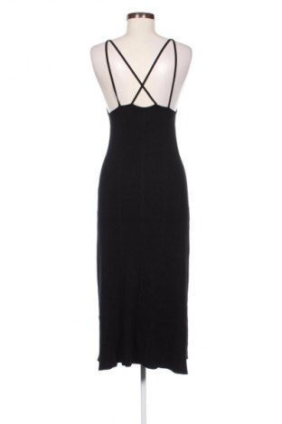 Kleid Stradivarius, Größe S, Farbe Schwarz, Preis 14,77 €