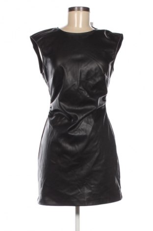 Kleid Stradivarius, Größe M, Farbe Schwarz, Preis 15,00 €